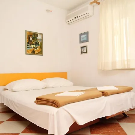 Apartment By The Sea Promajna, Makarska - 2674 Promajna
